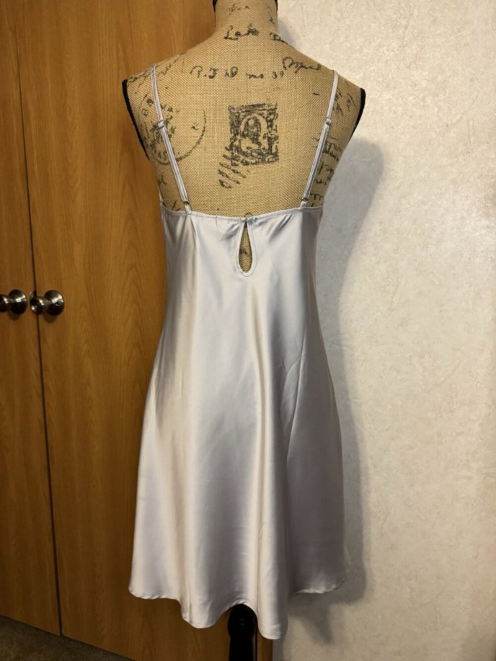 VICTORIAS SECRET Satin Slip Dress Rhinestone MEDIUM Feminine Sexy Date Romantic - Picture 3 of 10